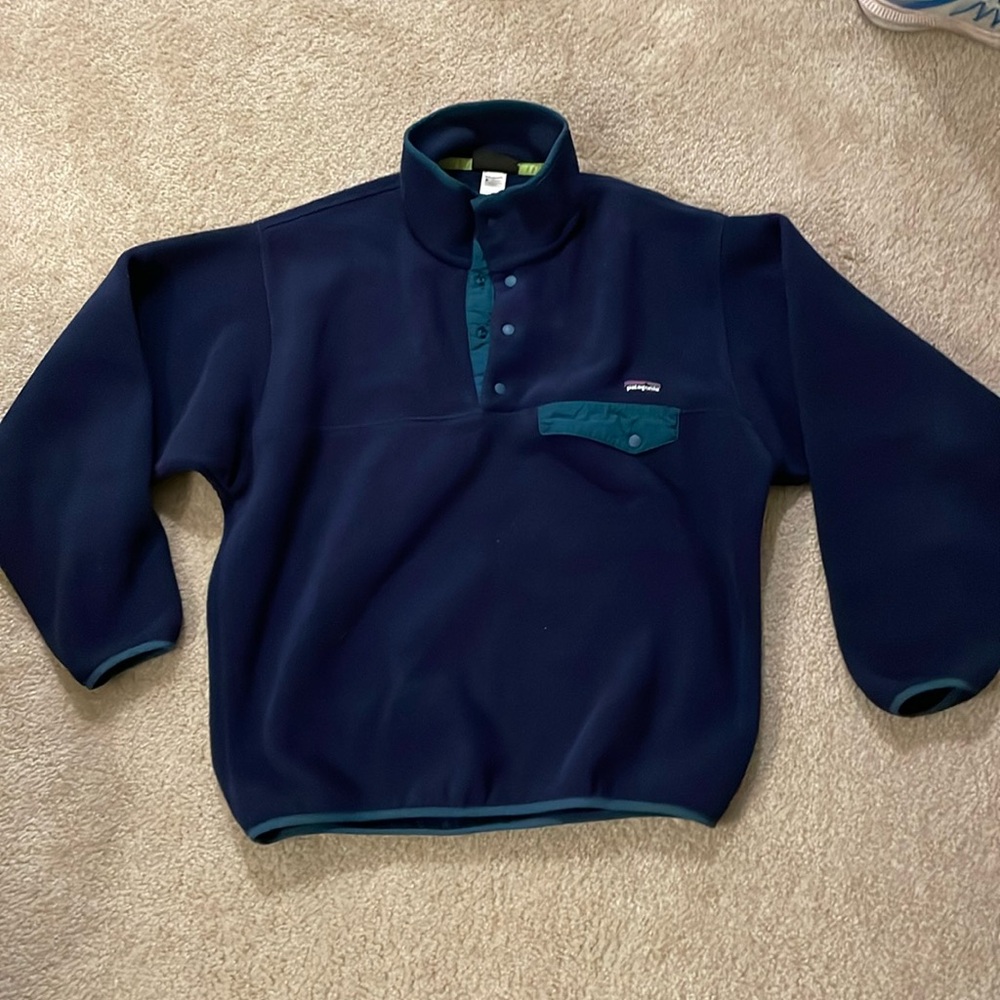 Men’s Patagonia fleece pullover
